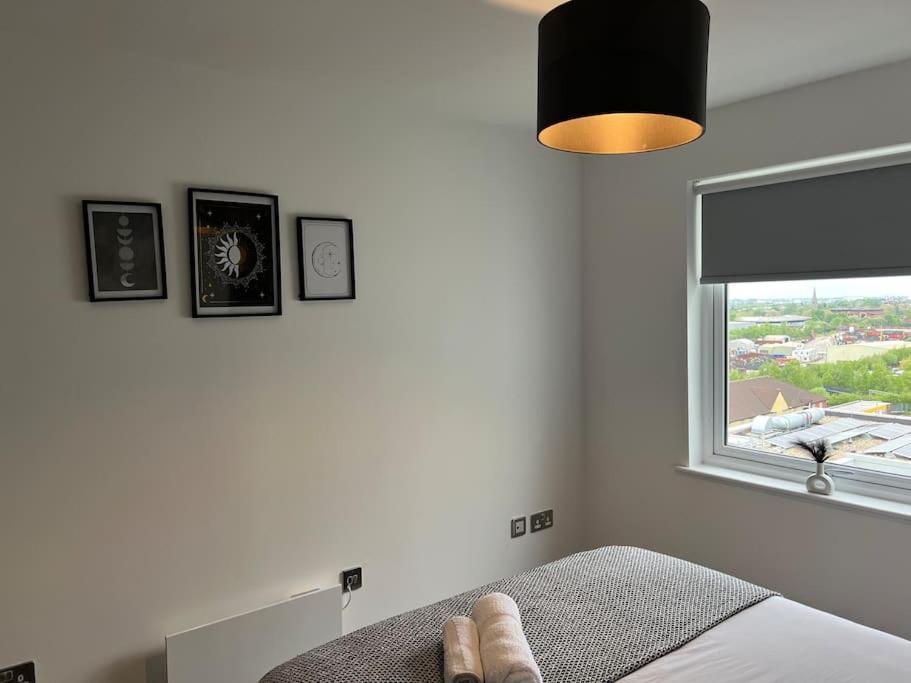 Prime Suite 2 Bedroom Apartment With Rooftop Terrace Манчестер Экстерьер фото